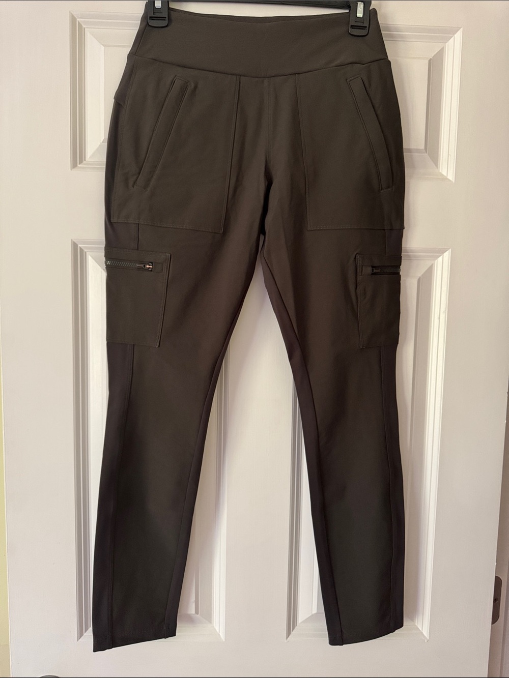 Athleta Olive Green Women’s Cargo Hike Pants